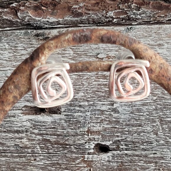 SILVER TONE EARRINGS/3 PAIRS - Picture 6 of 7